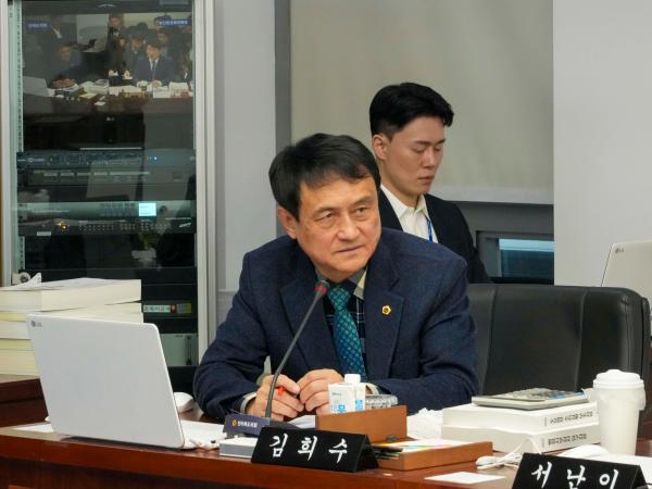 23.11.13. 제405회 정례회 농산업경제위원회 행정사무감사 3