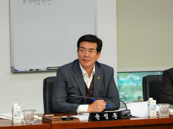 23.11.13. 제405회 정례회 운영위원회 행정사무감사(1) 9