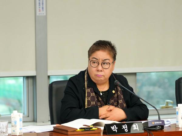 23.11.13. 제405회 정례회 운영위원회 행정사무감사(1) 8