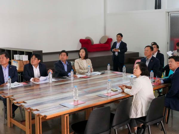 24.04.18. 문화건설안전위원회 현지의정(팔복예술공간) 3