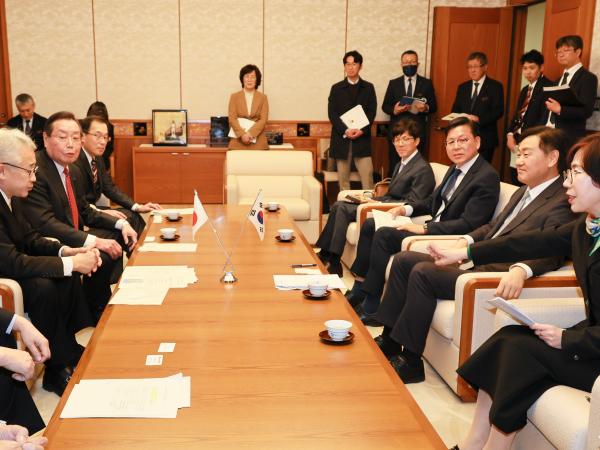 24.03.15 국주영은 의장 지진피해지역 일본 이시카와현 위로 방문