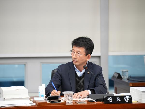 25.11.14. 제423회 도의회 정례회 2025년도 농업복지환경위원회 소관 행정사무감사 3