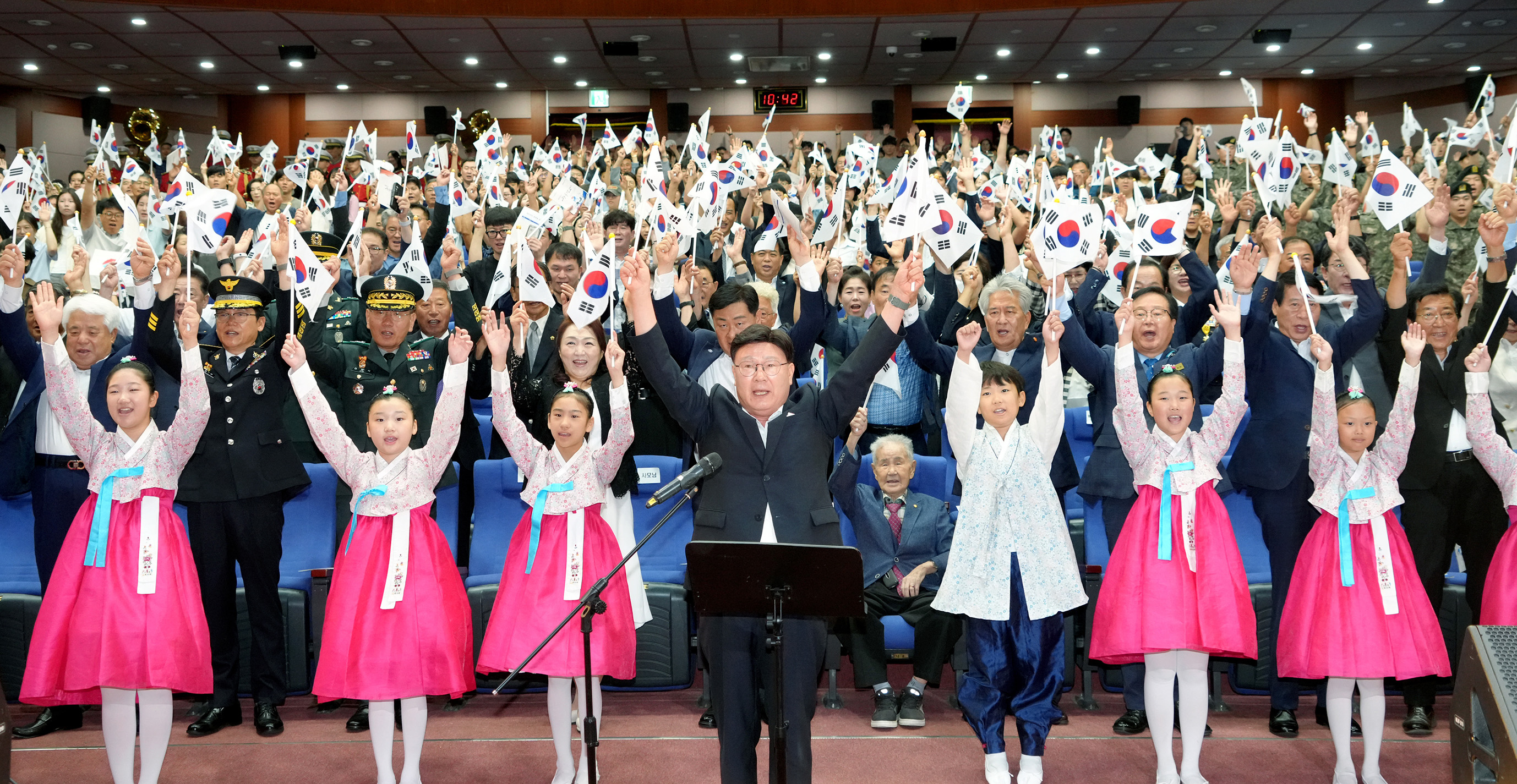 25.08.15. 제80주년 광복절 경축식 1