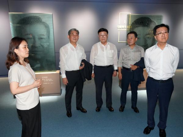 25.08.12. 대한민국시도의장협의회 대통령기록관 방문 4