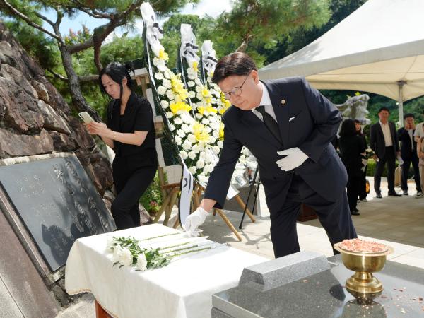 25.08.15. 제80주년 광복절 전북독립운동추념탑 참배 2