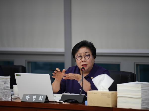 25.07.17. 제420회 임시회 2025년 하반기 업무보고 청취(교육위원회) 3