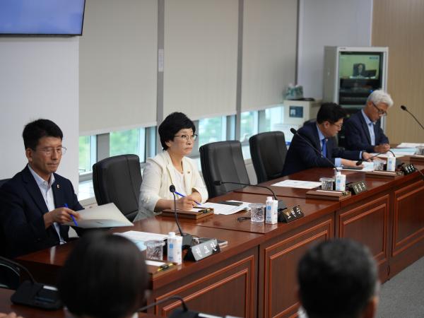 25.07.15. 제420회 임시회 의회운영위원회(의회사무처 업무보고) 10