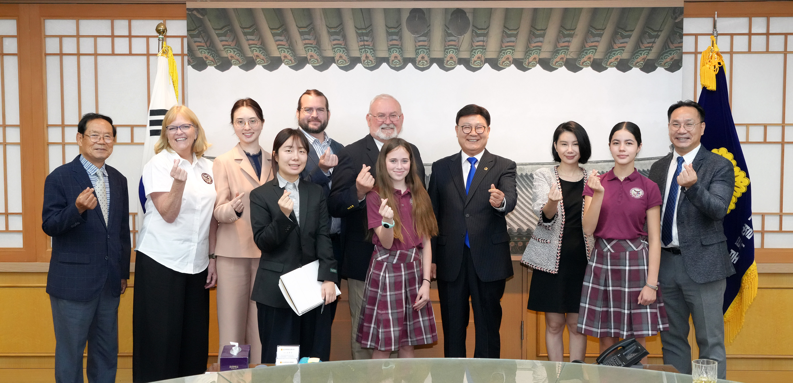 25.06.10. 텍사스 국제리더십재단 도의회 방문 3