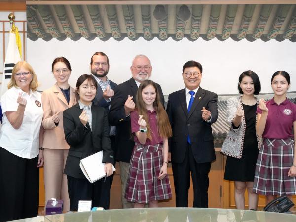 25.06.10. 텍사스 국제리더십재단 도의회 방문 3