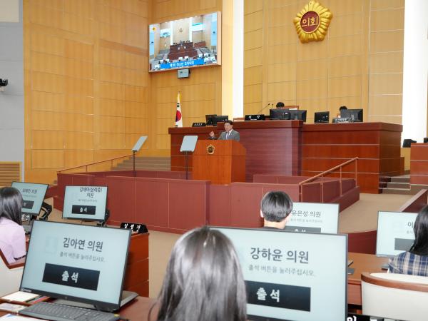 25.05.28. 제1회 청소년 모의의회 3