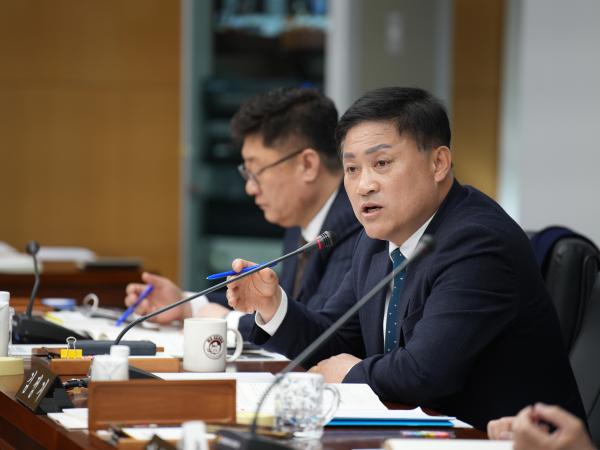 25.02.14. 제416회 도의회 임시회 문화안전소방위원회 업무보고 청취 4