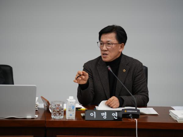 25.02.14. 제416회 도의회 임시회 문화안전소방위원회 업무보고 청취 7