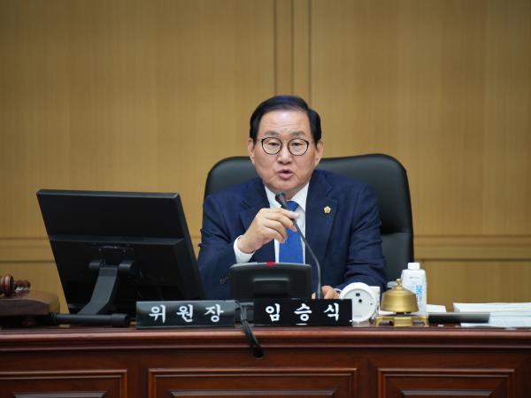 25.02.14. 제416회 도의회 임시회 농업복지환경위원회 업무보고 청취 2