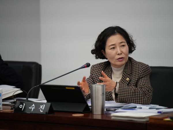 25.02.14. 제416회 도의회 임시회 기획행정위원회 업무보고 청취 6