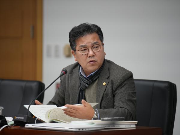 25.02.14. 제416회 도의회 임시회 농업복지환경위원회 업무보고 청취 8