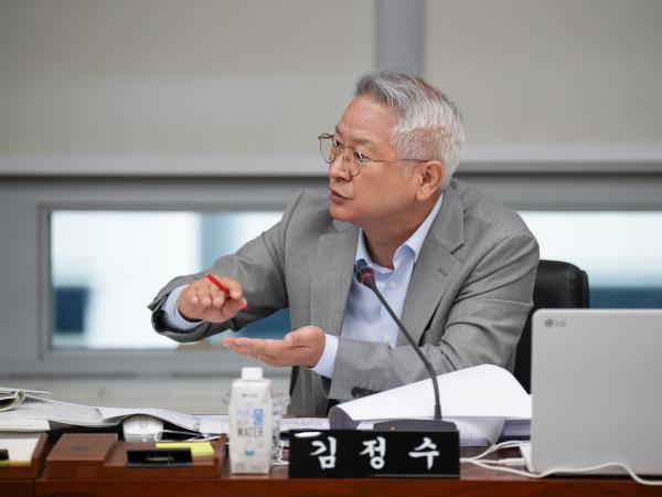 24.11.12. 제405회 도의회 정례회 행정사무감사(농업복지환경위원회) 3