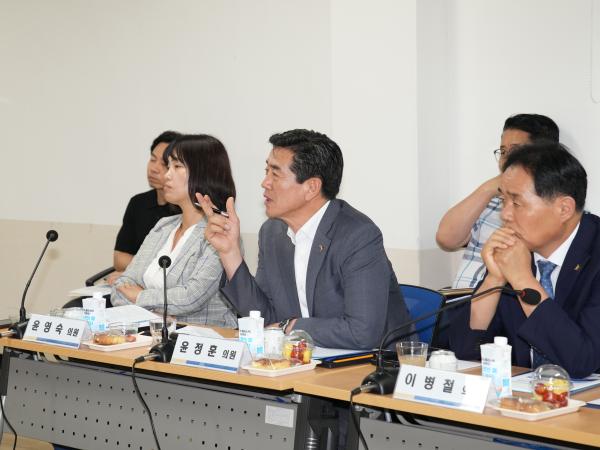 25.06.16. 교육위원회 현지의정활동(전북자치도교육청 학생수련원) 7